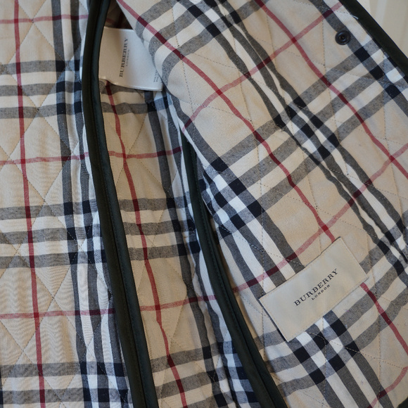 Burberry Quilted Nova Check Dark Olive Jacket - Picture 8 of 8